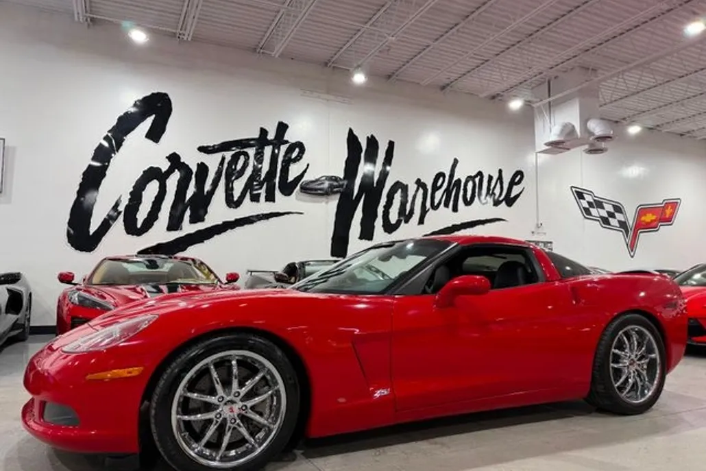 2005 Chevrolet Corvette 3LT photo 1