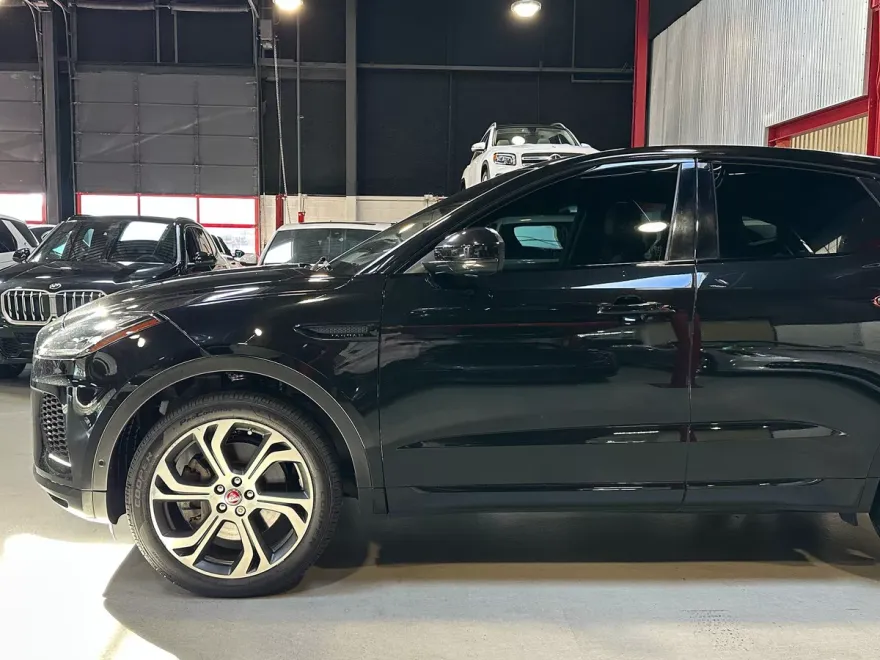 2018 Jaguar E-PACE First Edition photo 1