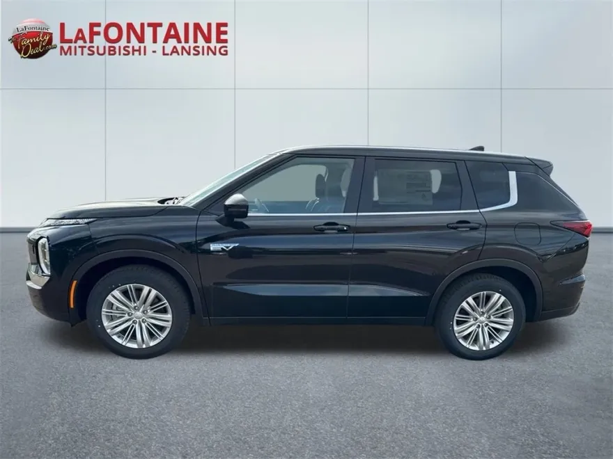 2025 Mitsubishi Outlander PHEV ES photo 1
