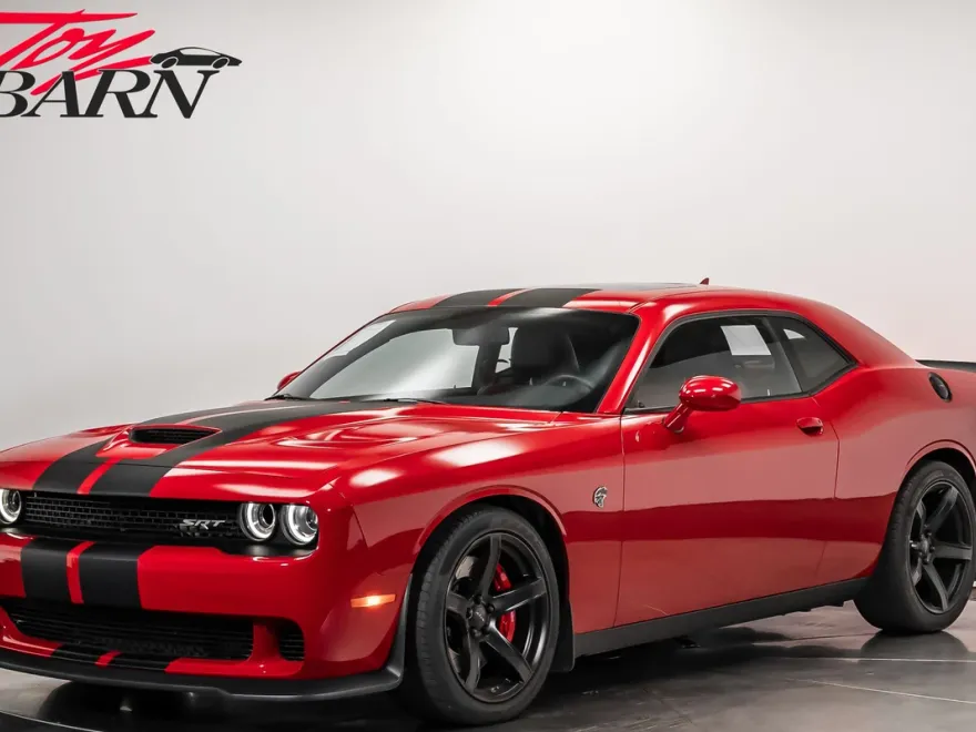 2017 Dodge Challenger SRT8 Hellcat photo 1