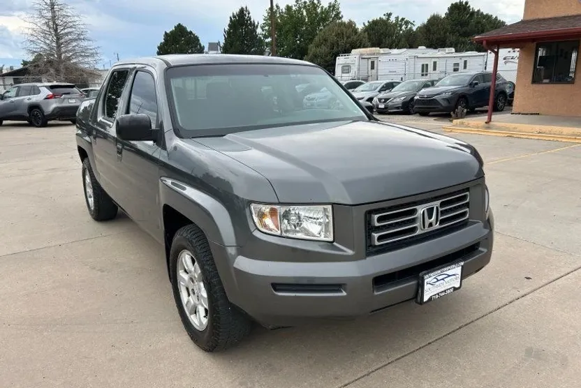 2007 Honda Ridgeline RT photo 1