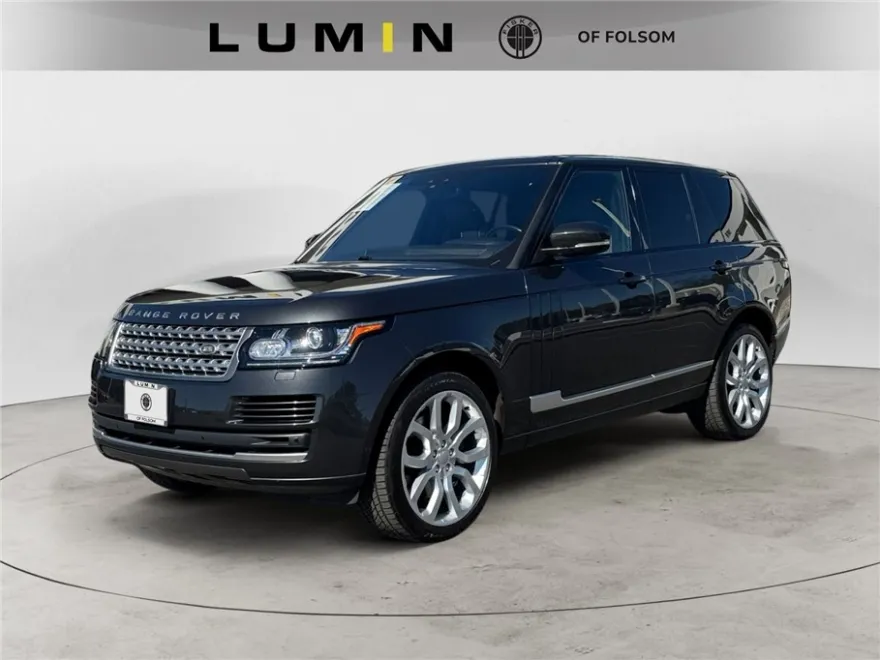 2017 Land Rover Range Rover HSE photo 1