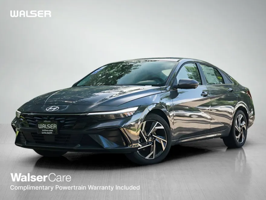 2025 Hyundai Elantra Limited photo 1