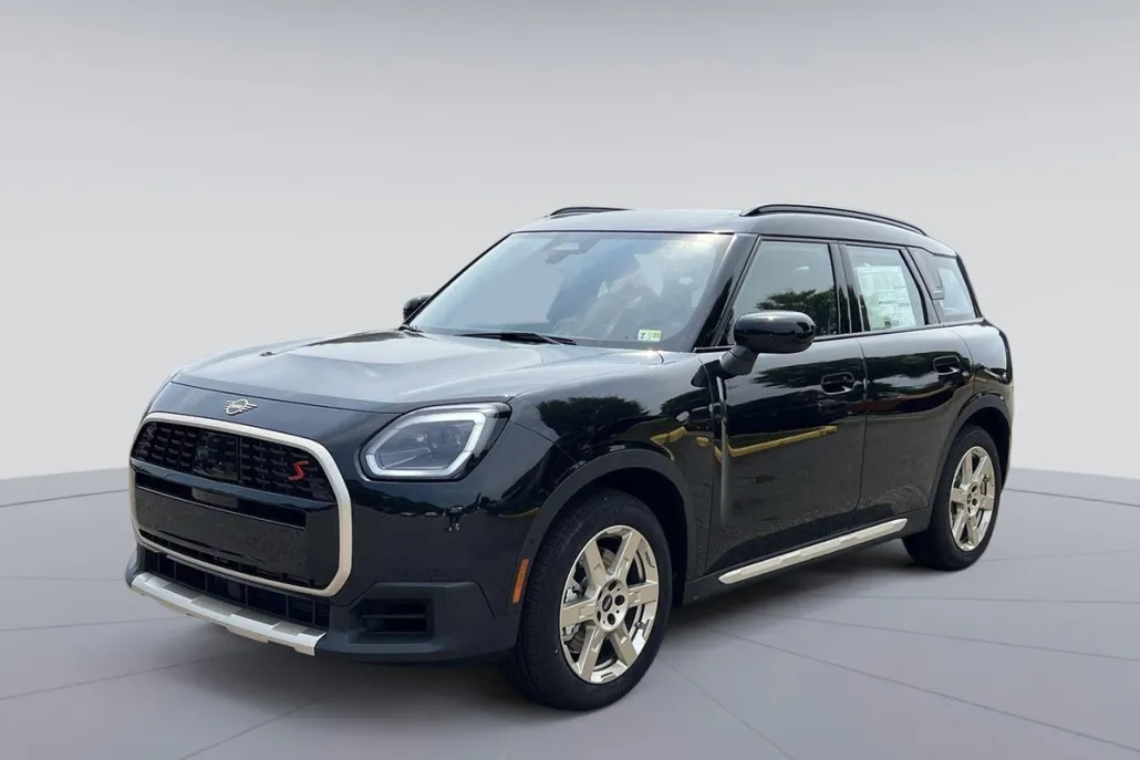 2025 Mini Countryman S ALL4 photo 1