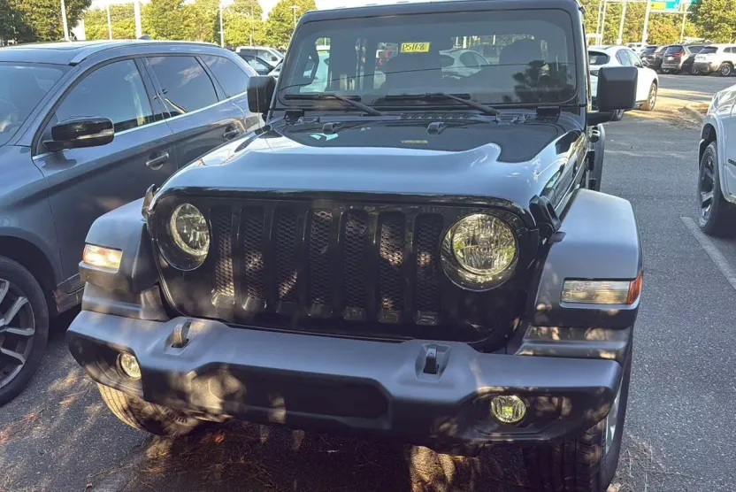2023 Jeep Wrangler Sport S photo 1