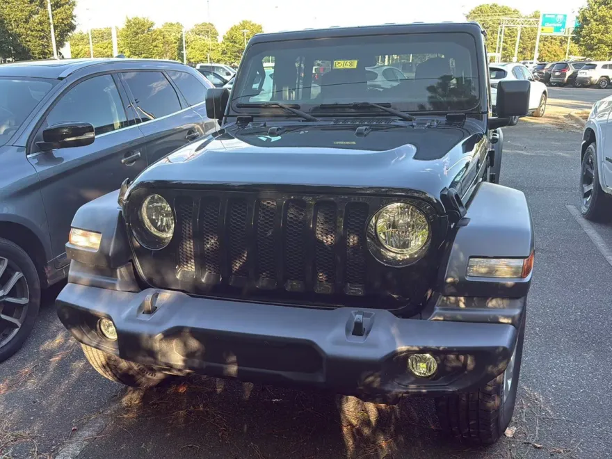 2023 Jeep Wrangler Sport S photo 1