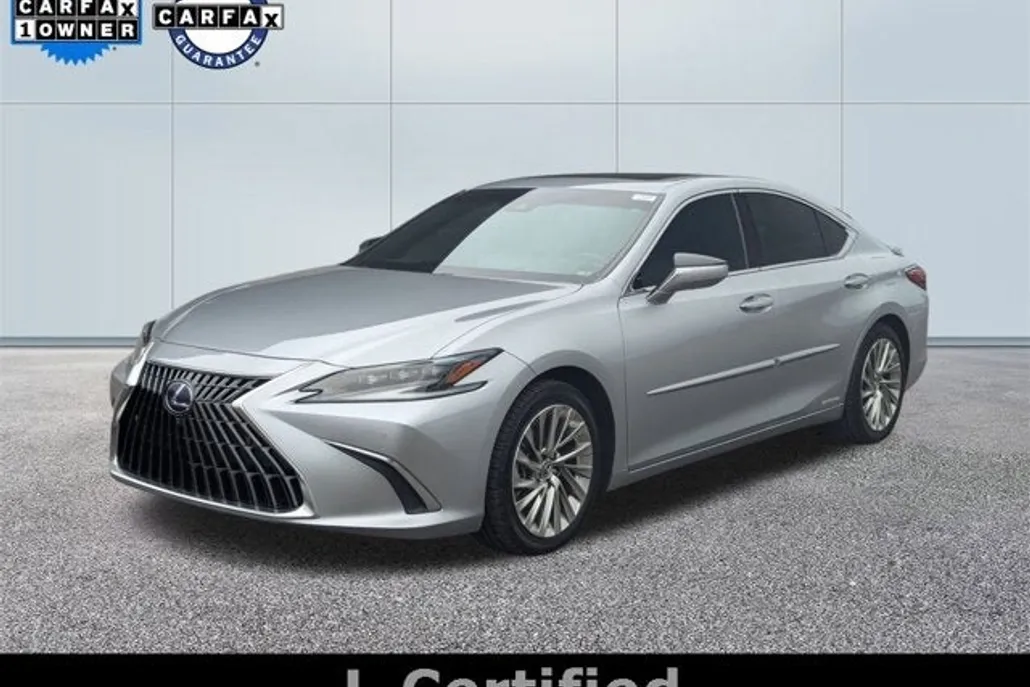 2022 Lexus ES 300h Luxury photo 1