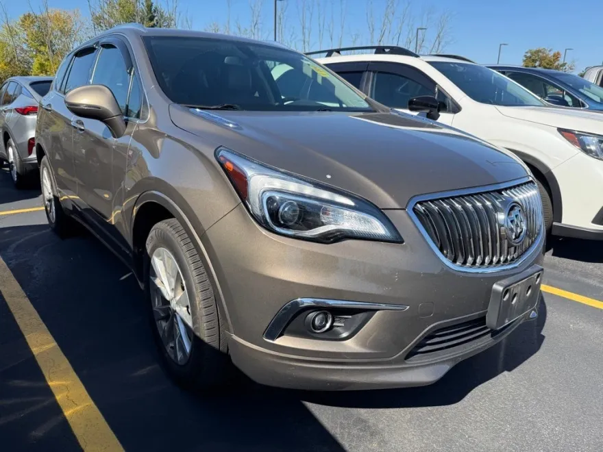 2017 Buick Envision Essence photo 1