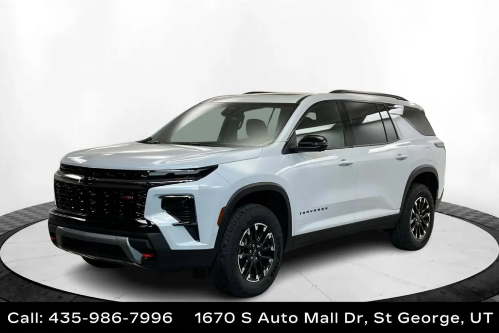 2026 Chevrolet Traverse Z71 photo 1