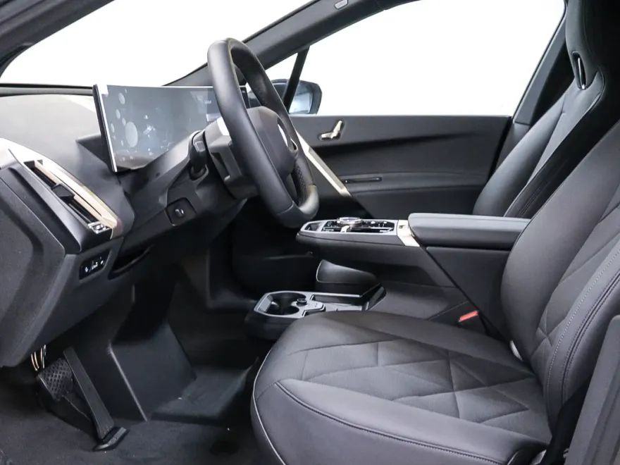 2026 Bmw iX photo 19