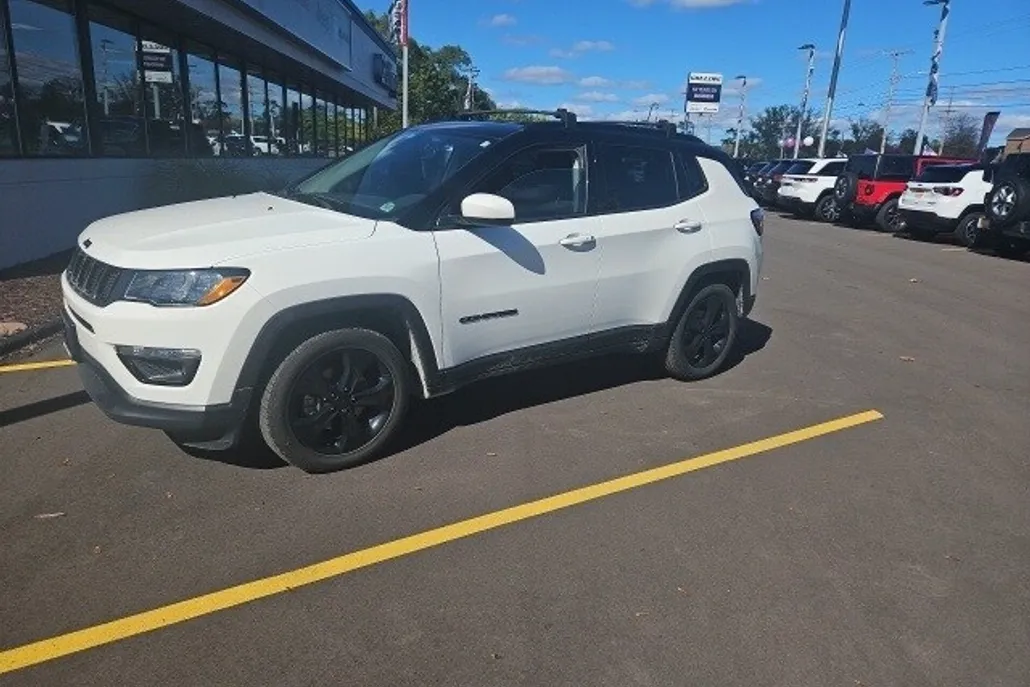 2021 Jeep Compass Altitude photo 1