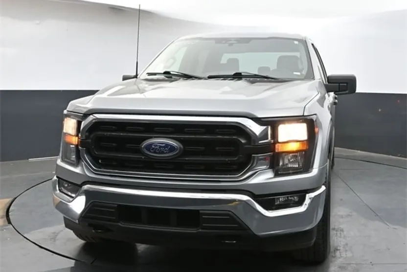 2023 Ford F-150 XLT photo 1