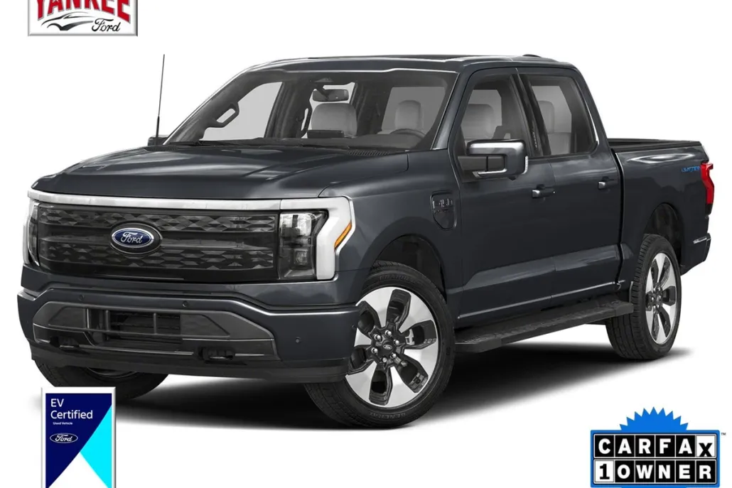 2024 Ford F-150 Lightning Platinum photo 1