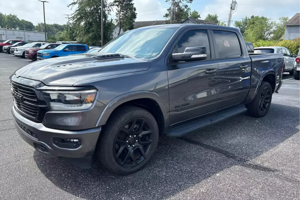 2022 Ram 1500 Laramie photo 1