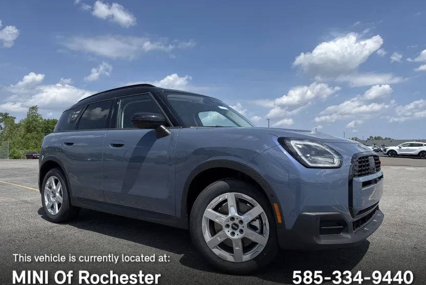 2025 Mini Countryman S ALL4 Iconic photo 1
