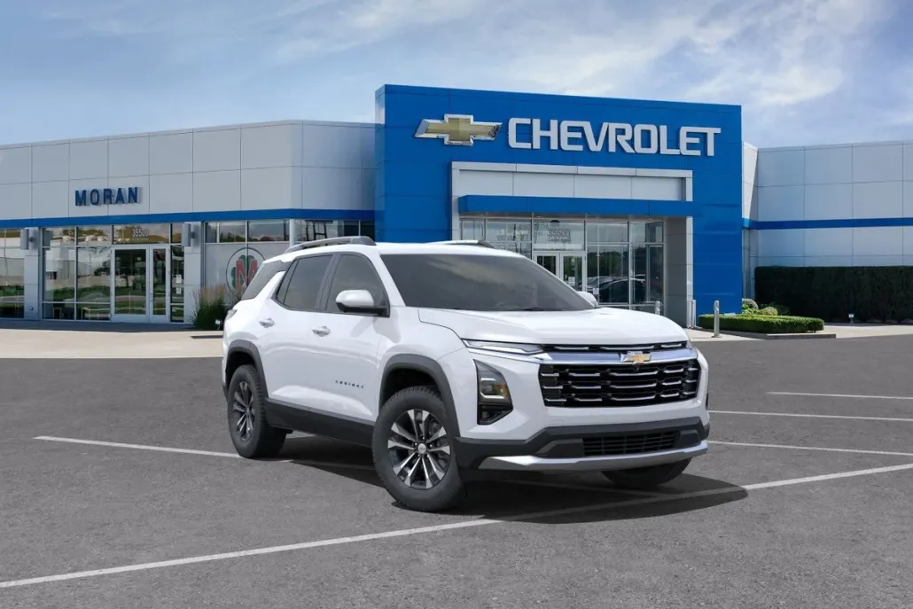 2025 Chevrolet Equinox LT photo 1