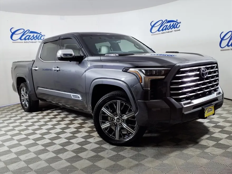 2023 Toyota Tundra CapStone photo 1