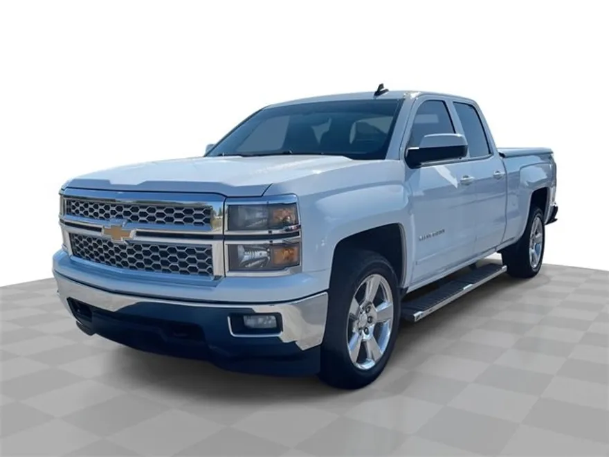 2015 Chevrolet Silverado 1500 LT photo 1