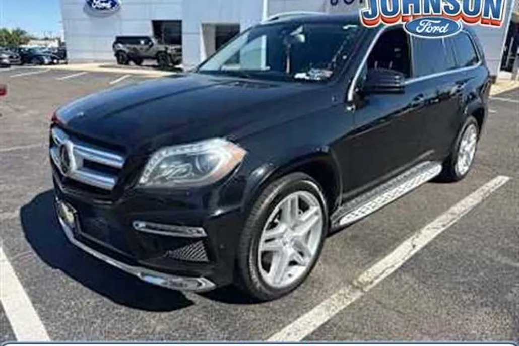 2014 Mercedes Benz GL 550 photo 1