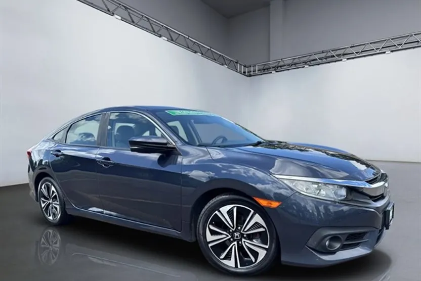 2017 Honda Civic EX-T photo 1