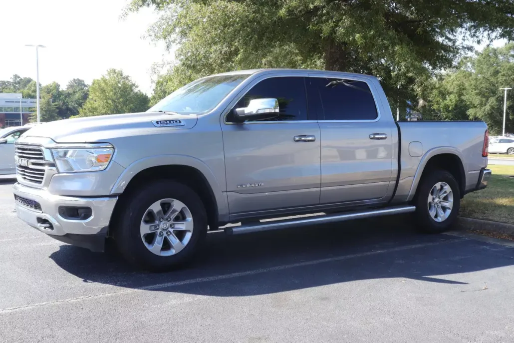 2022 Ram 1500 Laramie photo 1