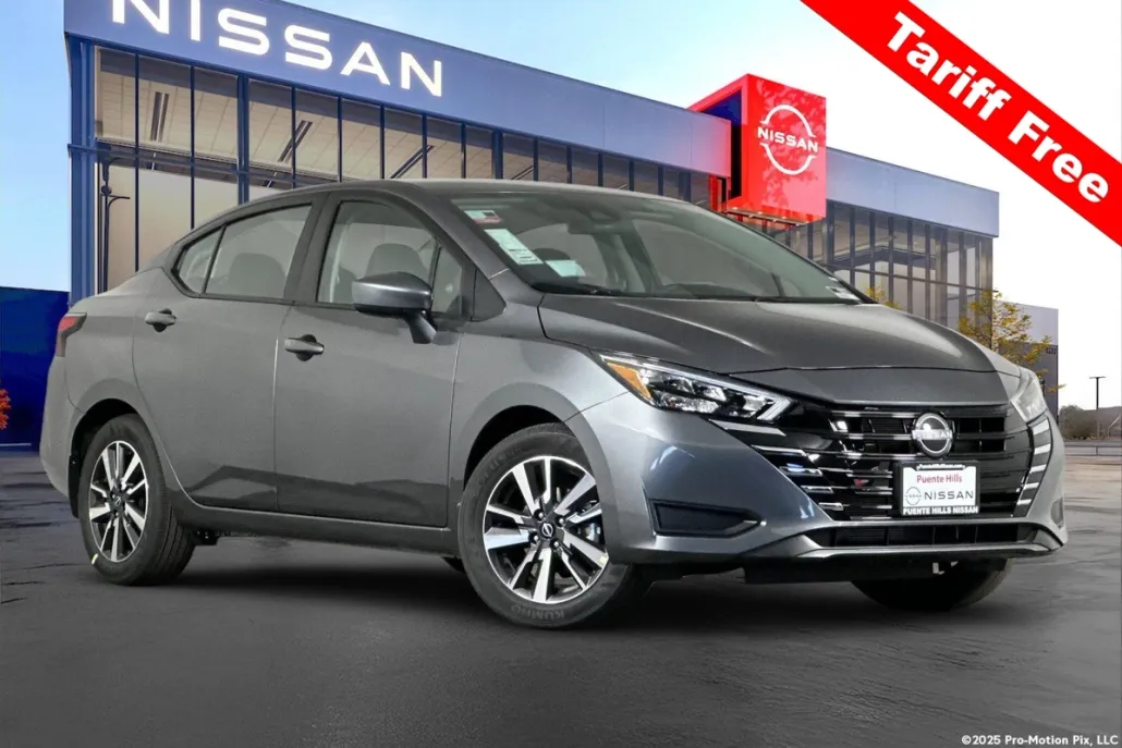 2025 Nissan Versa 1.6 SV photo 1