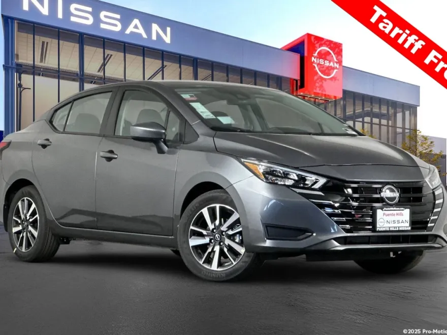 2025 Nissan Versa 1.6 SV photo 1