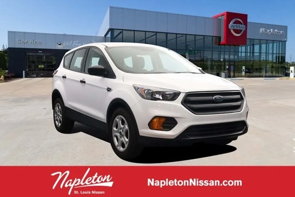 2019 Ford Escape S photo 1