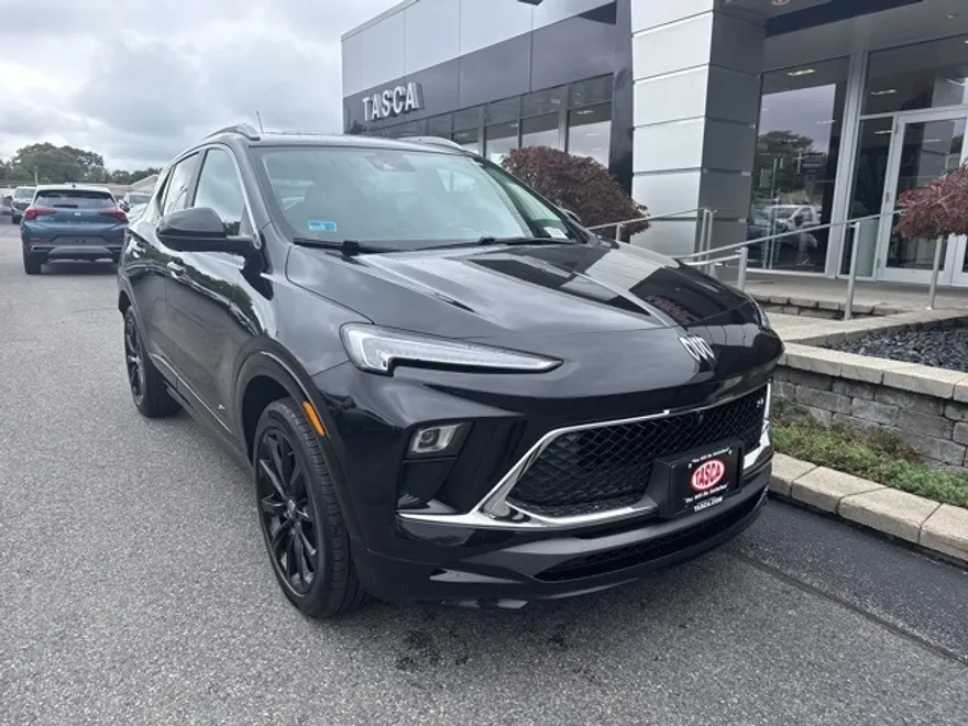 2025 Buick Encore GX Sport Touring photo 1