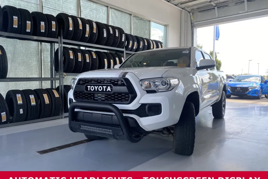 2021 Toyota Tacoma SR Double Cab V6 photo 1