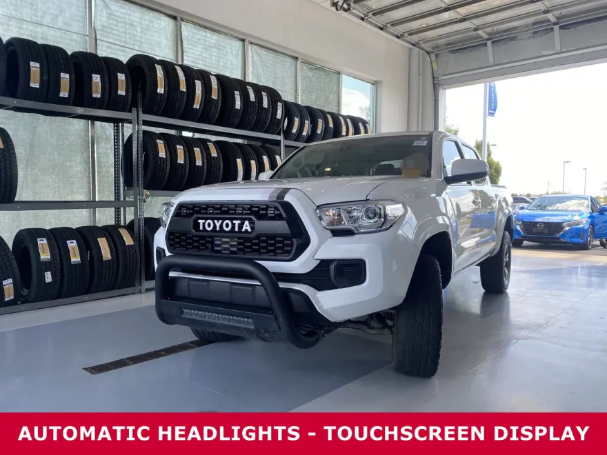 2021 Toyota Tacoma SR Double Cab V6 photo 1
