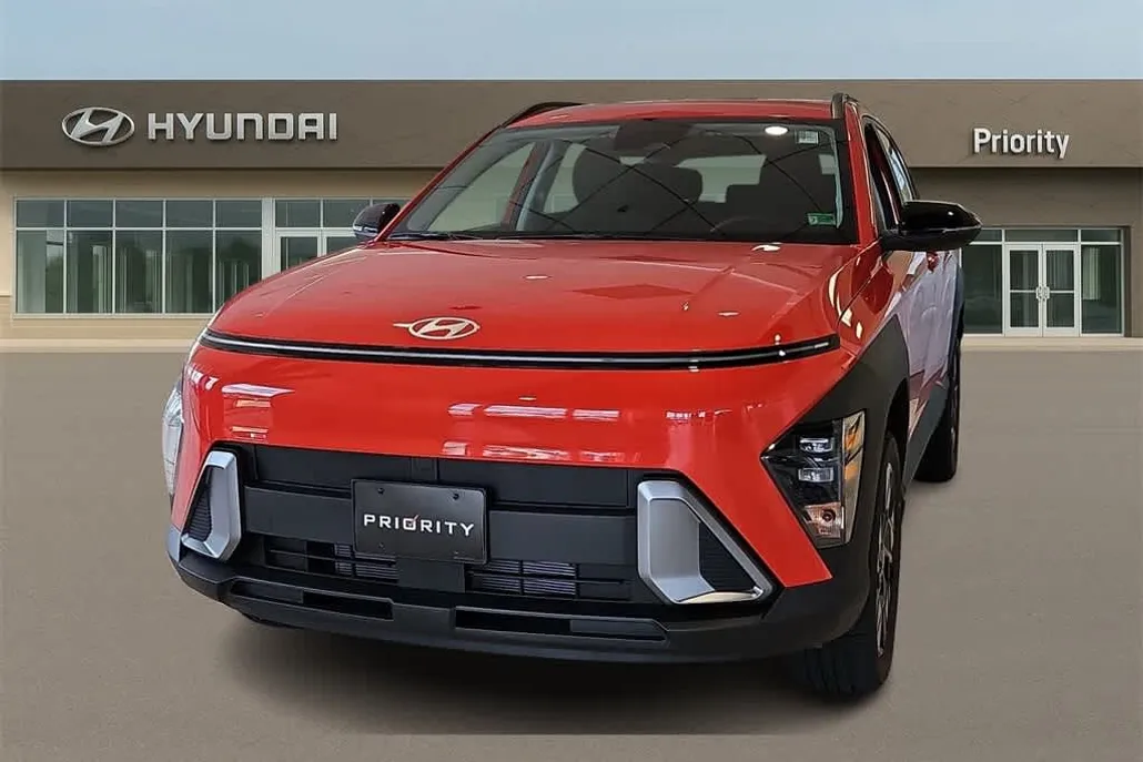 2026 Hyundai Kona SEL photo 1