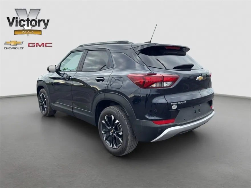 2021 Chevrolet Trailblazer LT photo 1