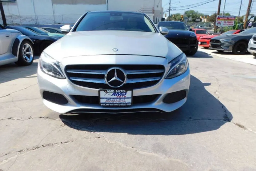 2015 Mercedes Benz C 300 photo 1