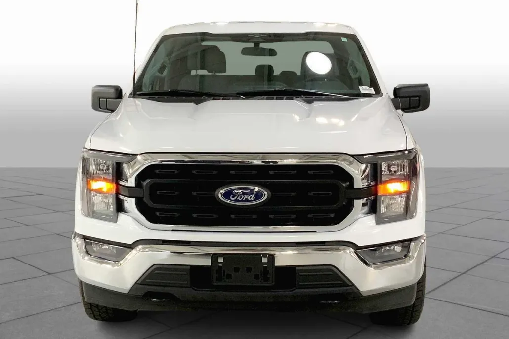 2023 Ford F-150 XLT photo 1