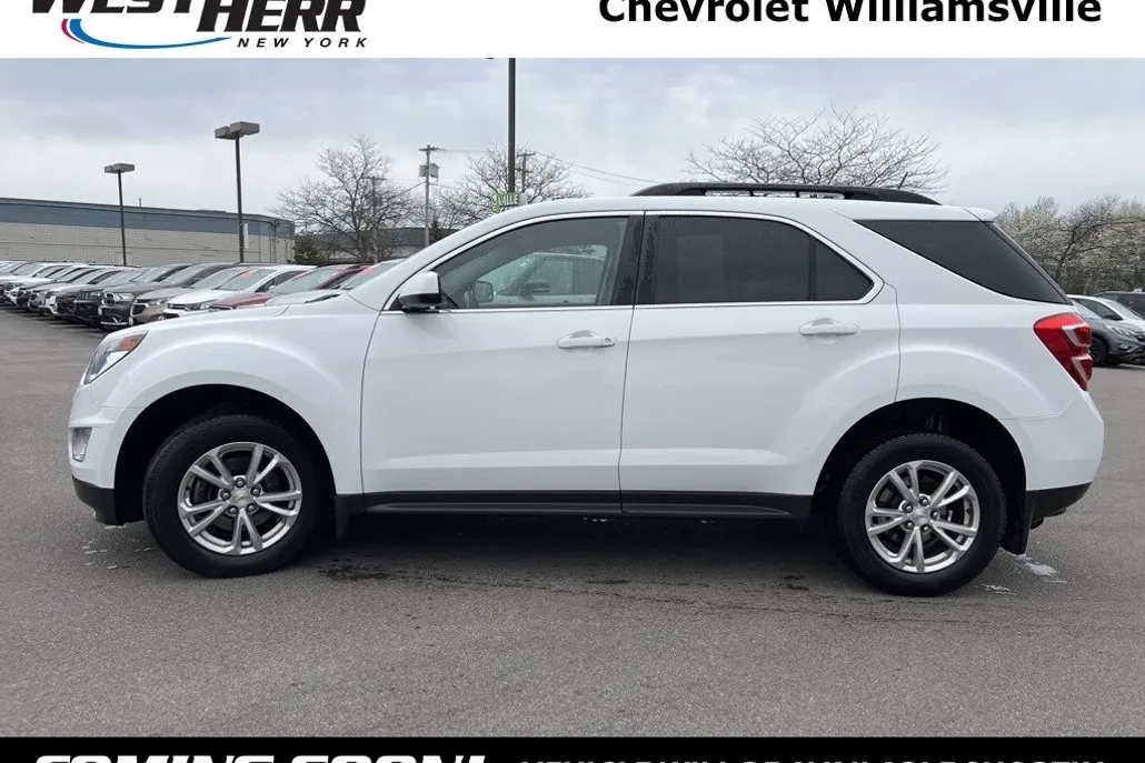2016 Chevrolet Equinox LT photo 1