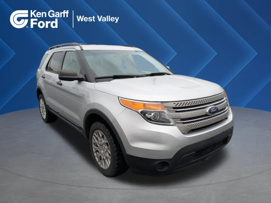 2013 Ford Explorer Base photo 1