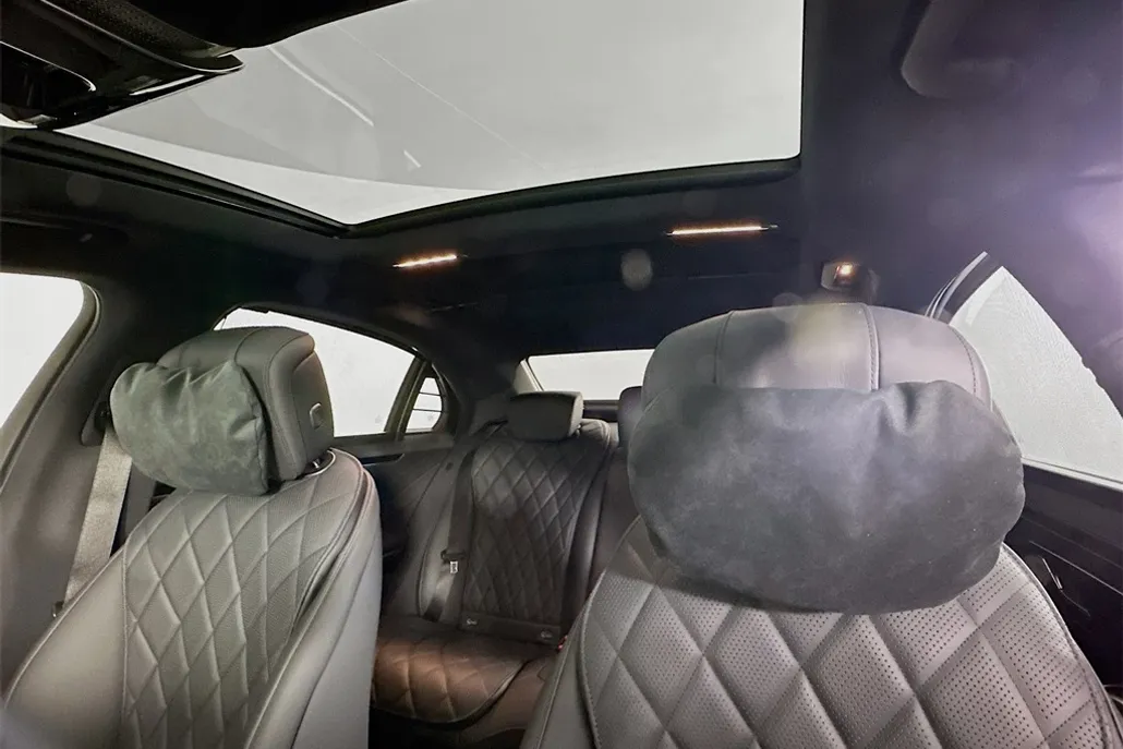 2025 Mercedes Benz S 580 4MATIC photo 1