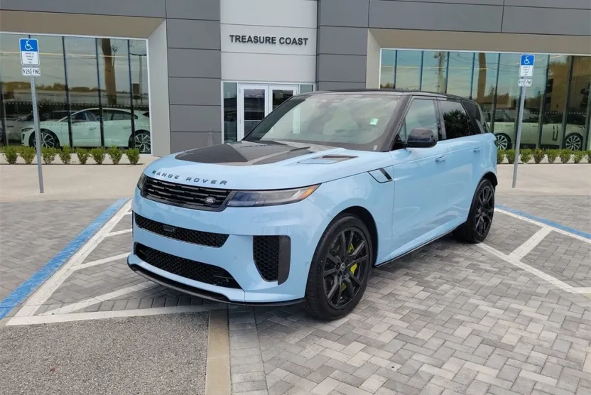 2025 Land Rover Range Rover Sport photo 1