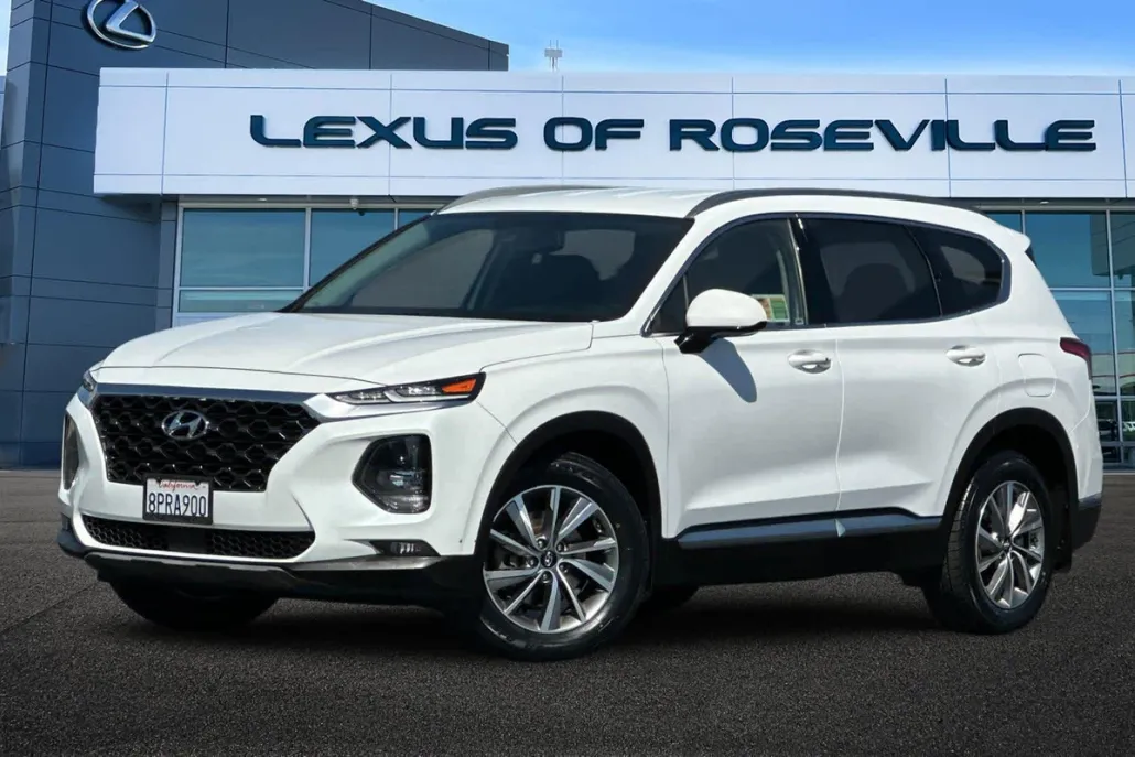 2020 Hyundai Santa Fe SEL photo 1