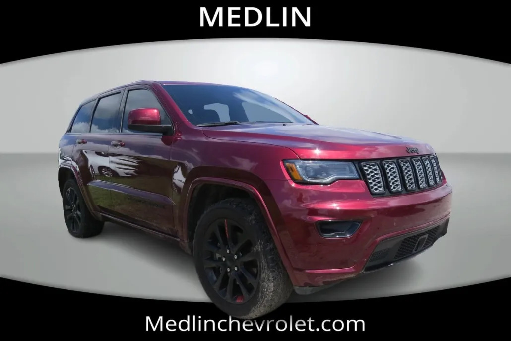 2021 Jeep Grand Cherokee Laredo X photo 1