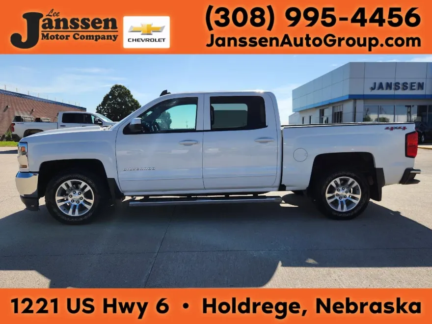 2017 Chevrolet Silverado 1500 LT photo 1