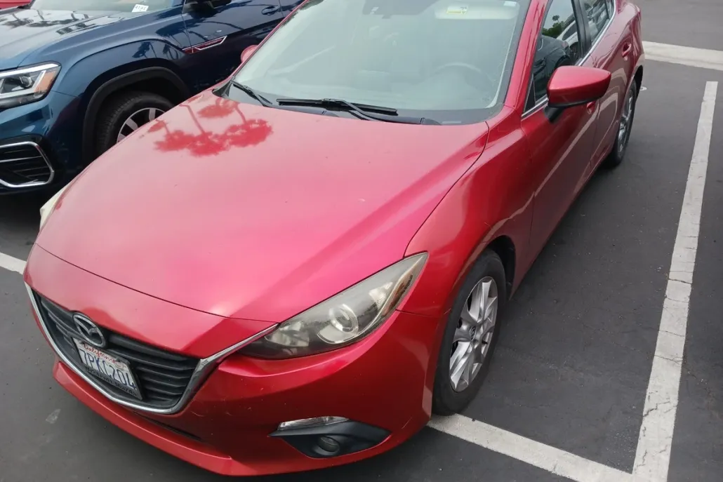 2016 Mazda Mazda3 Grand Touring photo 1