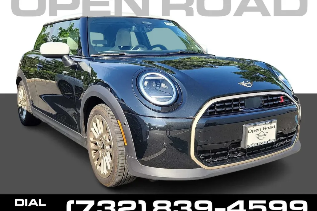 2025 Mini Cooper 2 Door Hardtop S photo 1