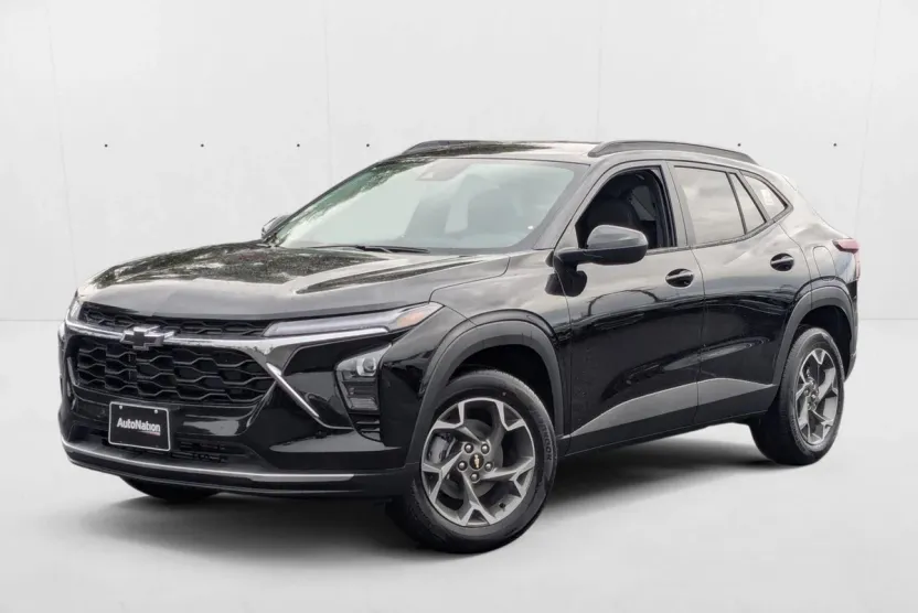 2026 Chevrolet Trax LT photo 1