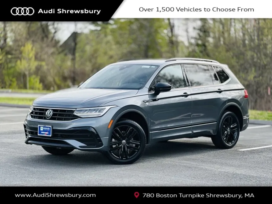 2022 Volkswagen Tiguan SE R-Line Black photo 1