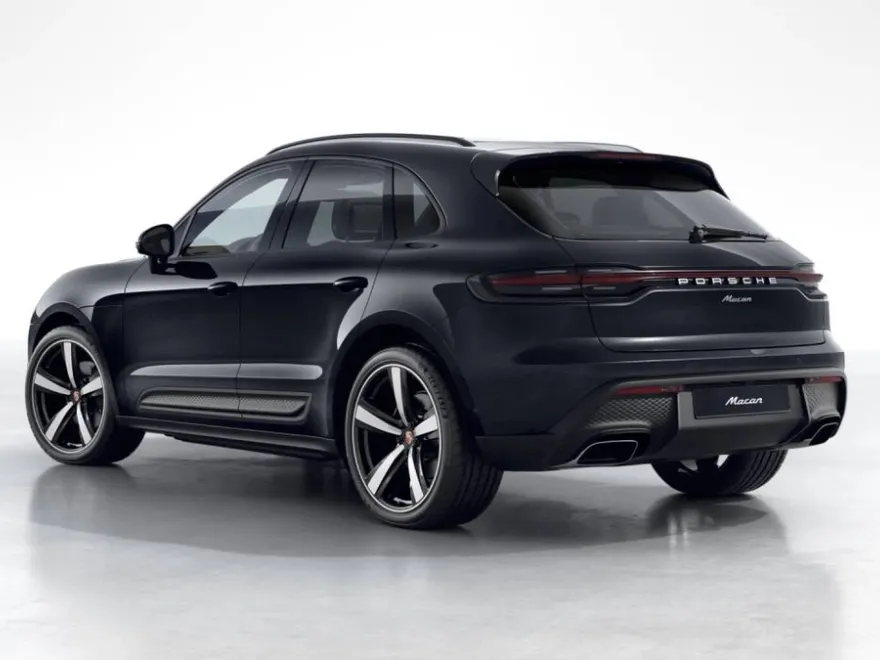2026 Porsche Macan T photo 1