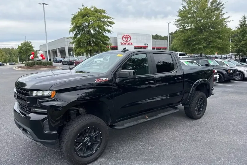 2019 Chevrolet Silverado 1500 RST photo 1