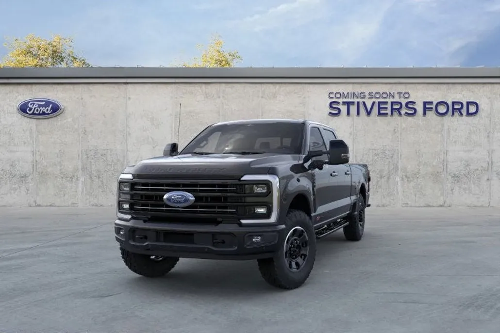 2025 Ford F-350 Platinum photo 1