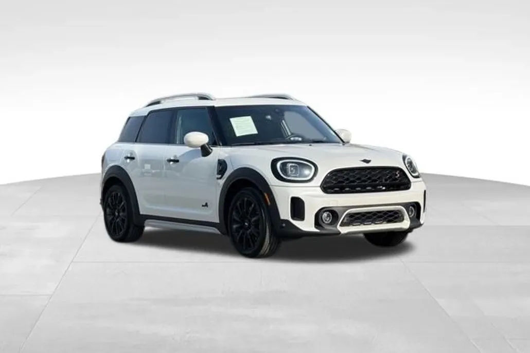 2023 Mini Countryman S ALL4 photo 1